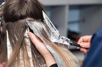 Can dying hair cause hair loss?